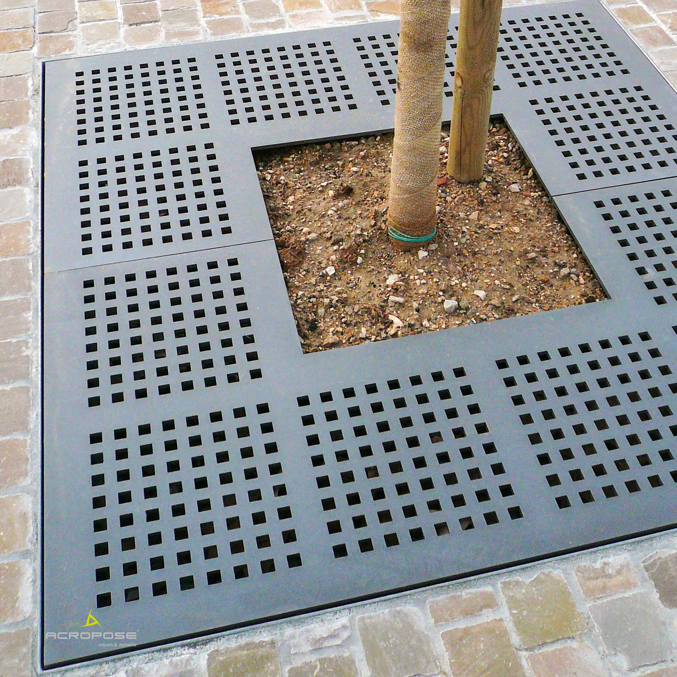 ACROPOSE Grille darbre Kub Edit