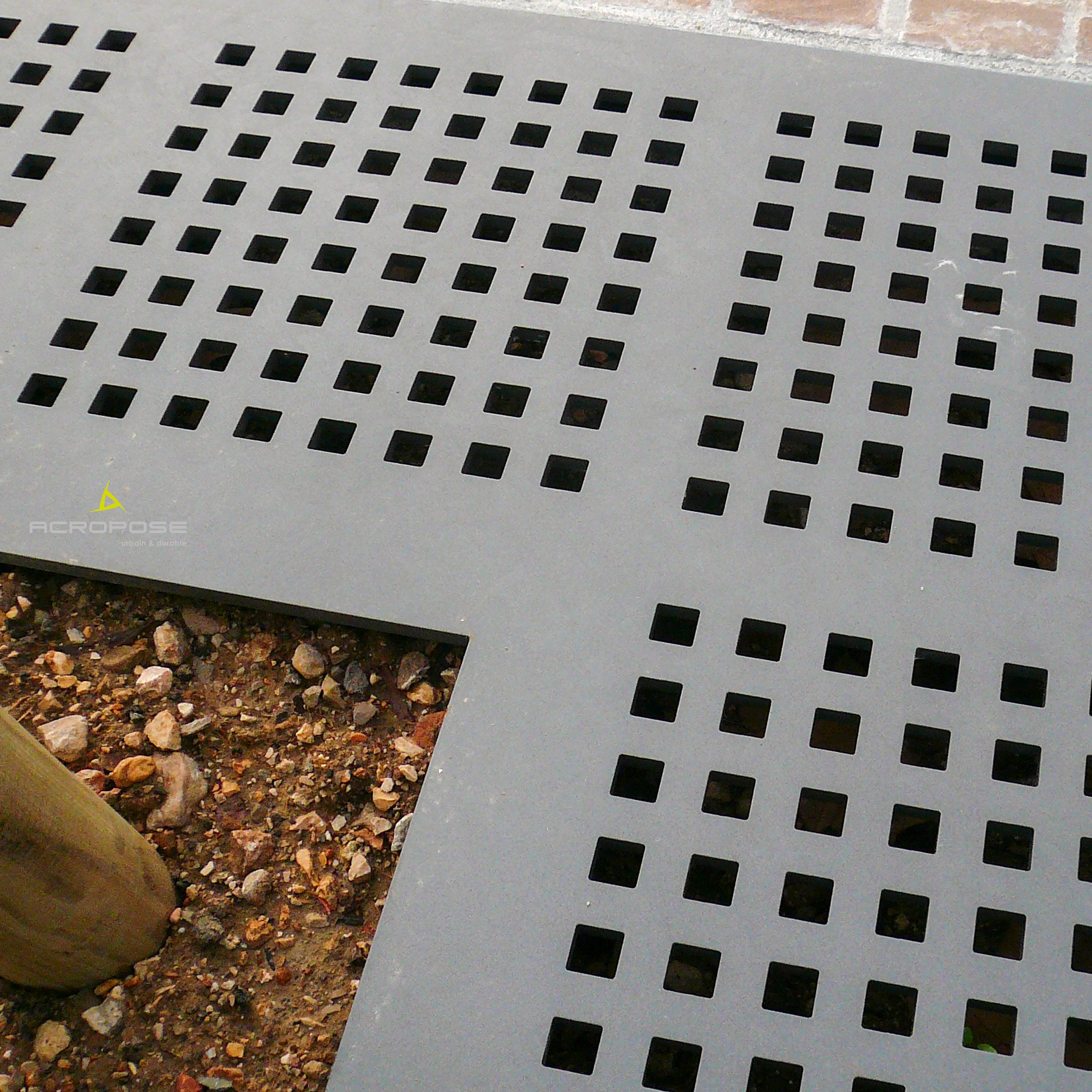 ACROPOSE Grille darbre Kub 2 1